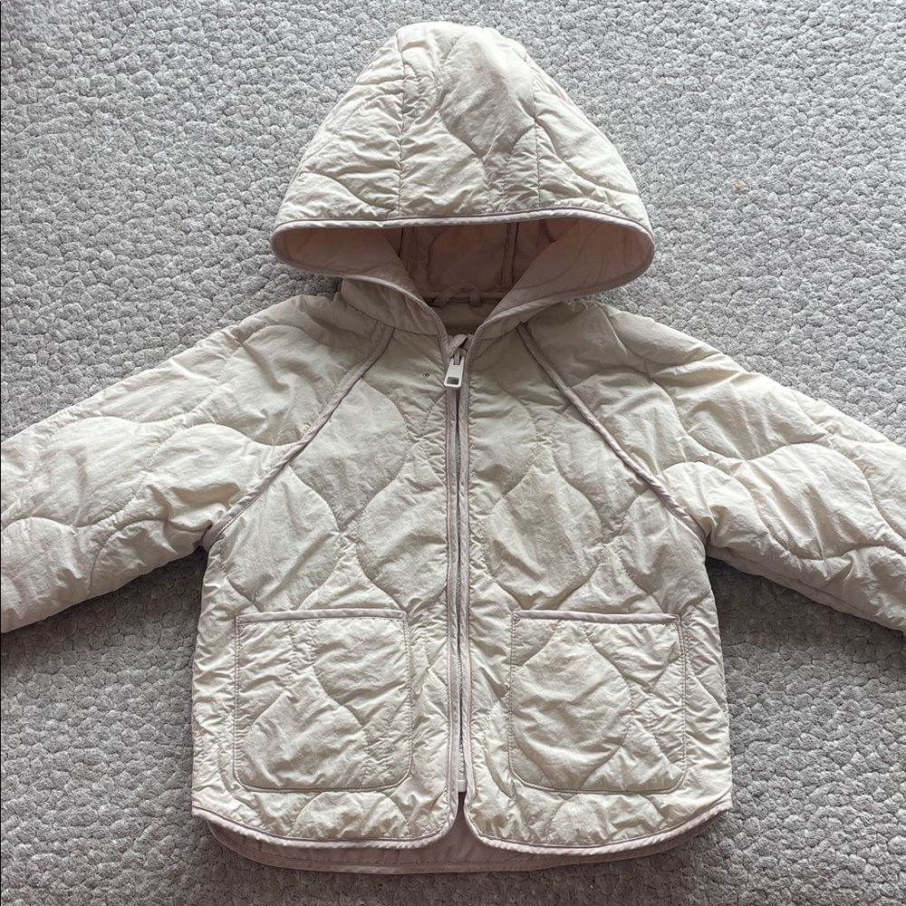 LIKE NEW - Zara Kids Quilted Cream Puffer Jacket